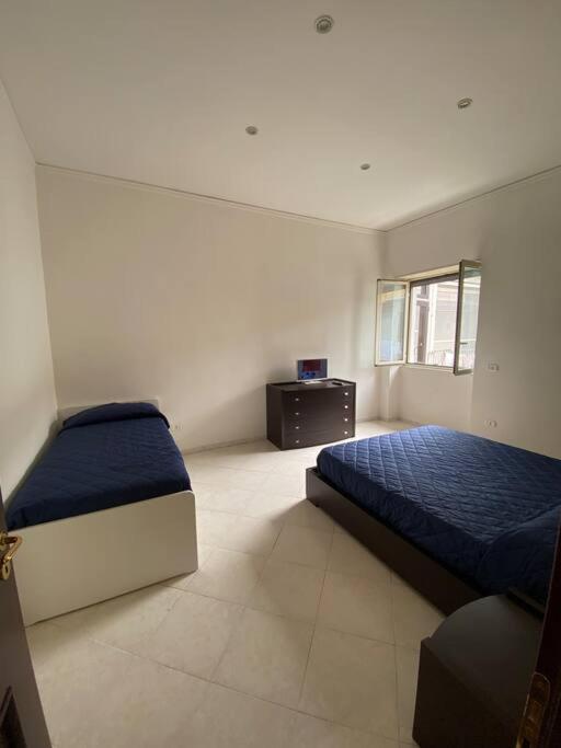 Holiday House Duomo 202 Νάπολη Εξωτερικό φωτογραφία
